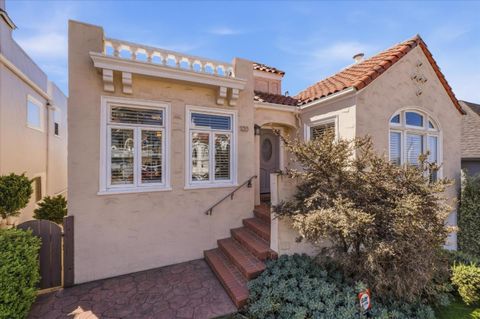 Photo of 155 Upland Drive, San Francisco, CA 94127 (MLS # ML82039805)