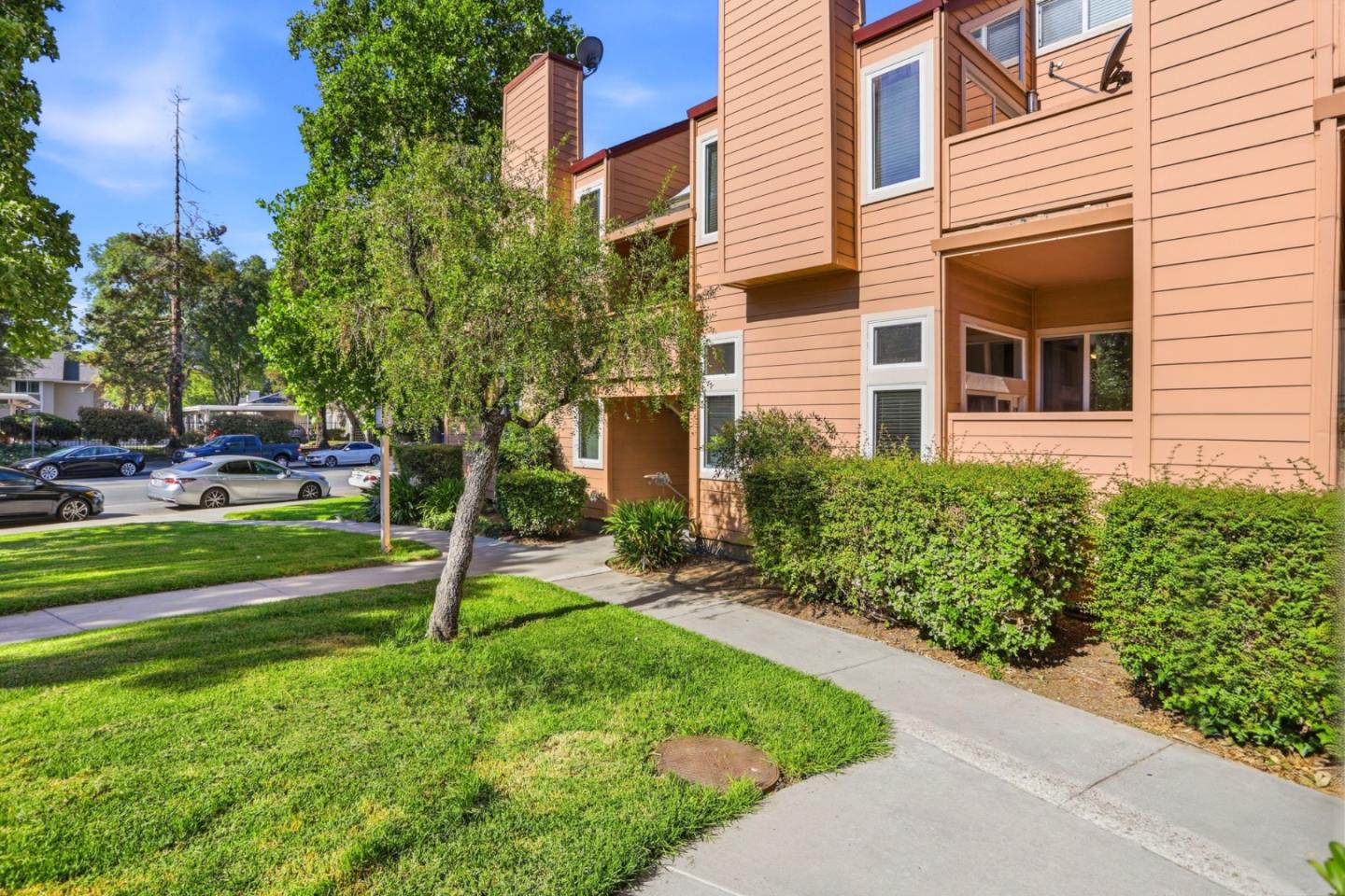 5392 Borneo Circle