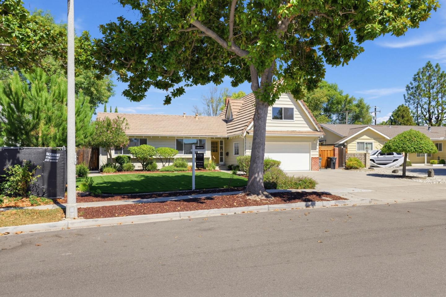 1091 Rockefeller Drive