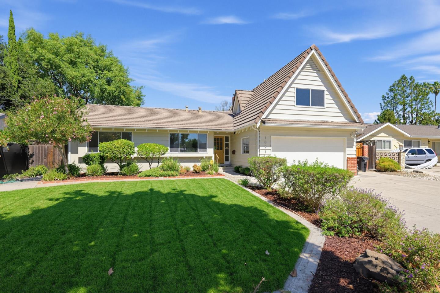 1091 Rockefeller Drive