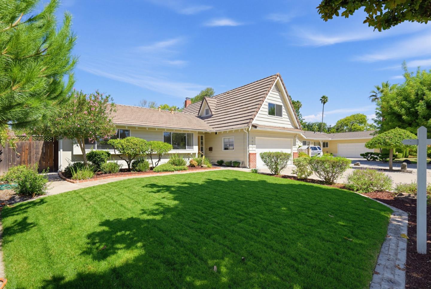 1091 Rockefeller Drive
