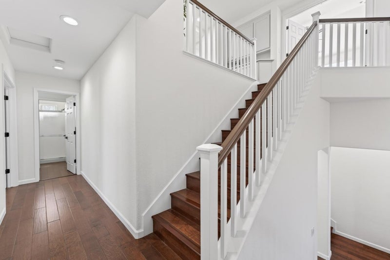 2498 Turnberry Court