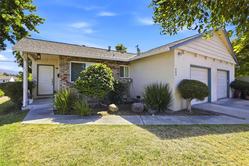 986 West Hacienda Avenue