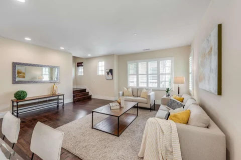 MLS: ML82056497