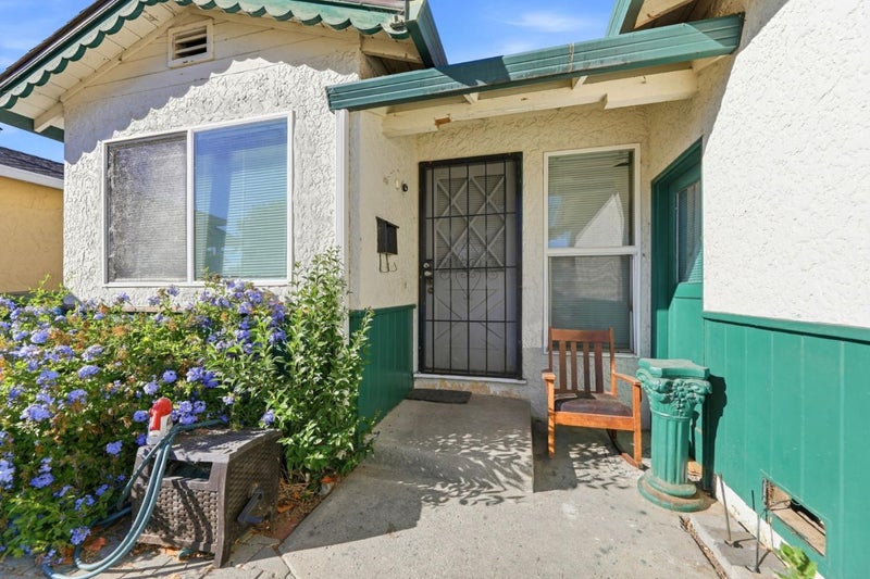 1643 Stardust Court