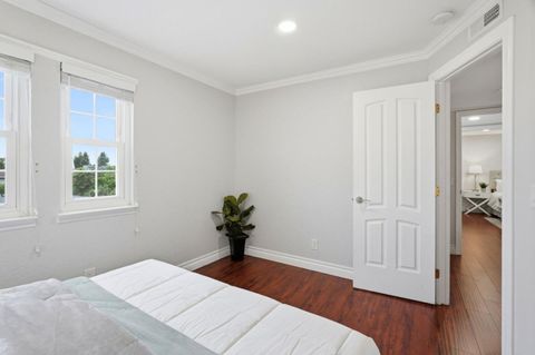 Tiny photo for 702 Winstead Court, Sunnyvale, CA 94087 (MLS # ML82046080)