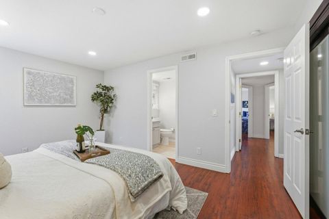 Tiny photo for 702 Winstead Court, Sunnyvale, CA 94087 (MLS # ML82046080)