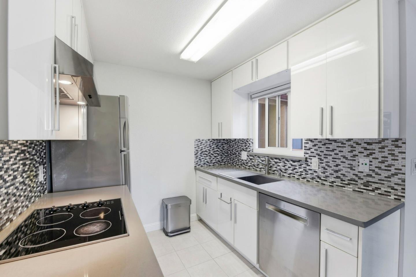 2250 Monroe Street 358