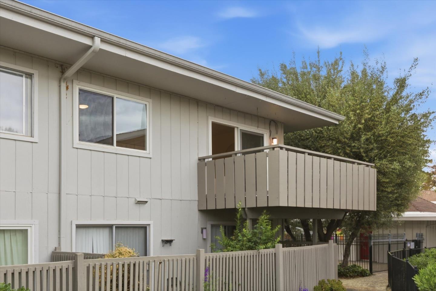 255 South Rengstorff Avenue 58