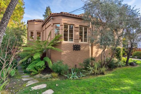 Tiny photo for 921 Arlington Road, REDWOOD CITY, CA 94062 (MLS # ML82035586)