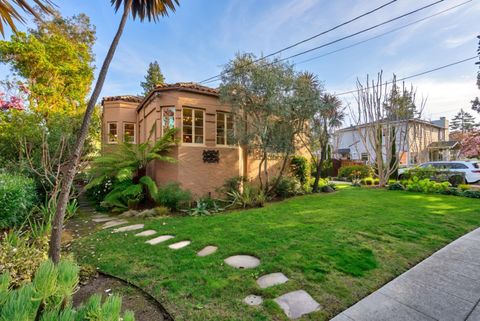 Tiny photo for 921 Arlington Road, REDWOOD CITY, CA 94062 (MLS # ML82035586)