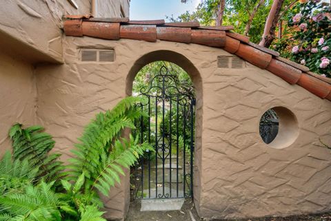 Tiny photo for 921 Arlington Road, REDWOOD CITY, CA 94062 (MLS # ML82035586)