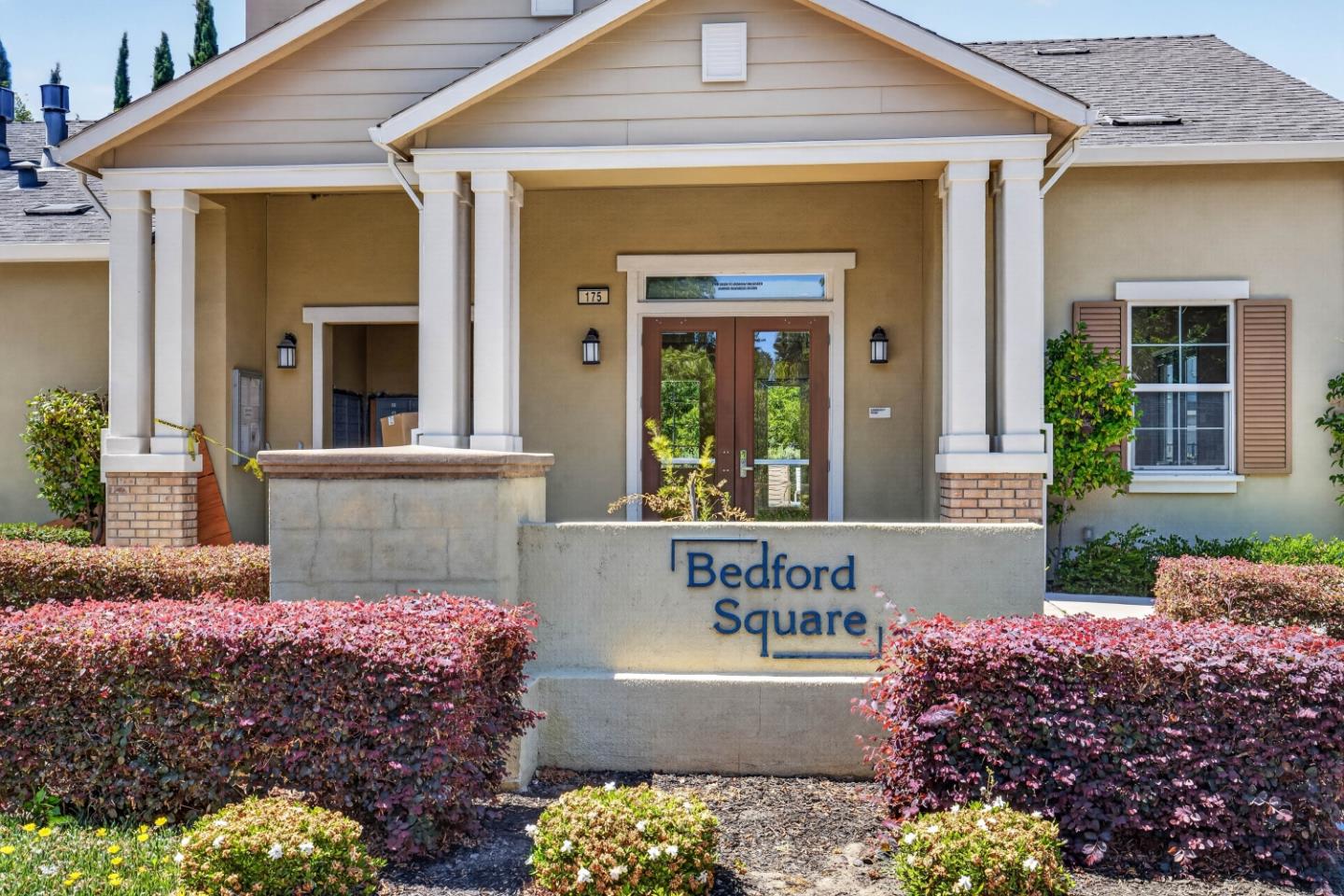 461 Bedford Loop