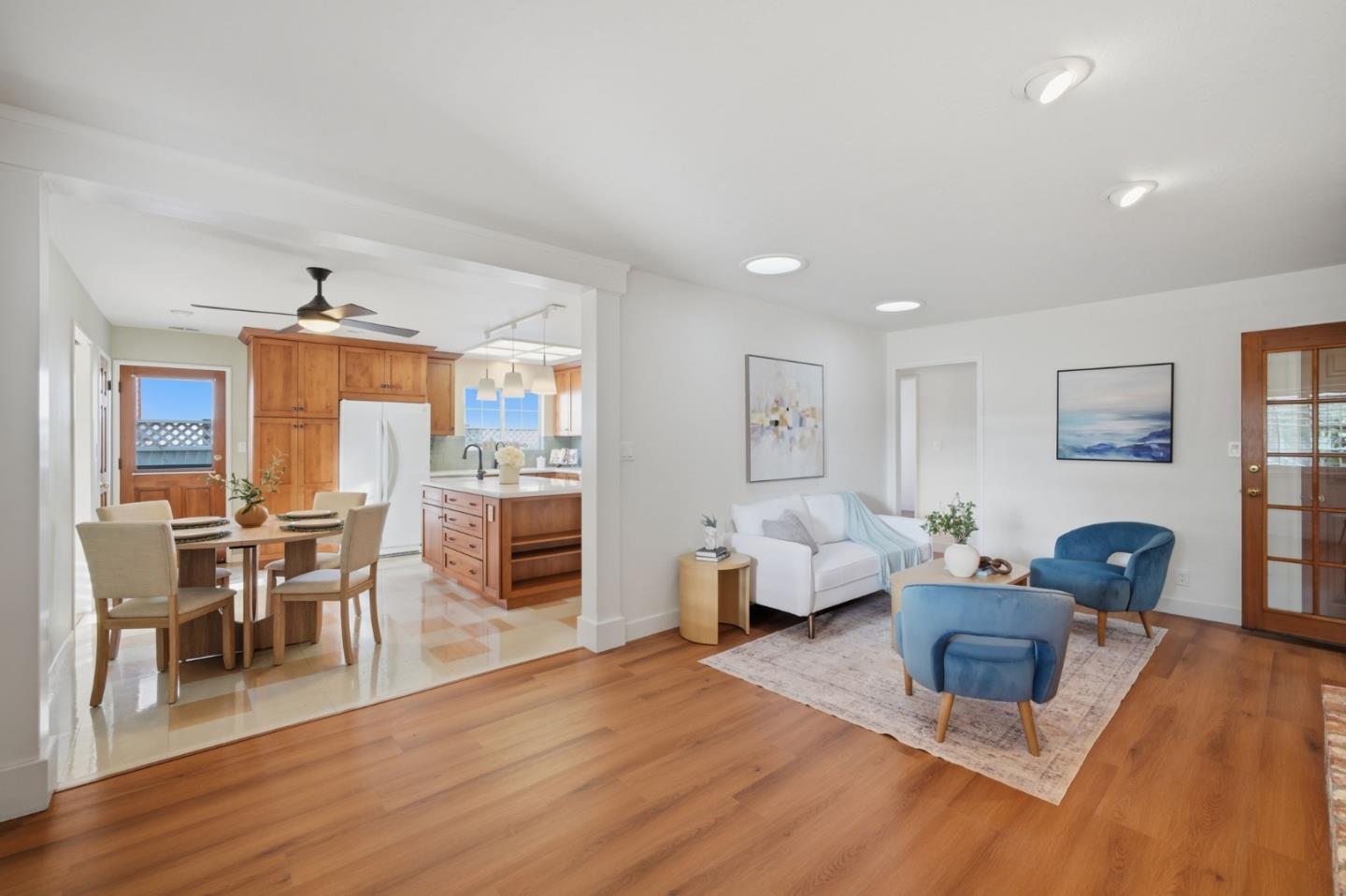 784 Sherman Oaks Drive