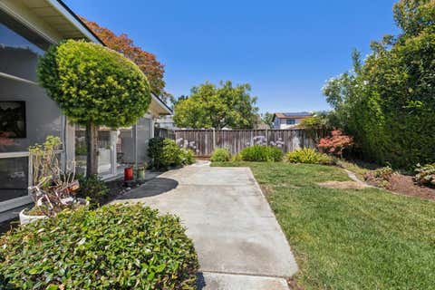 Tiny photo for 5573 Bigoak Drive, SAN JOSE, CA 95129 (MLS # ML82053672)