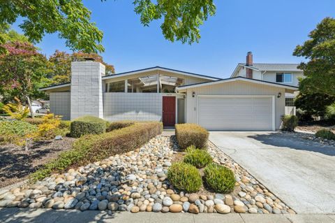 Tiny photo for 5573 Bigoak Drive, SAN JOSE, CA 95129 (MLS # ML82053672)