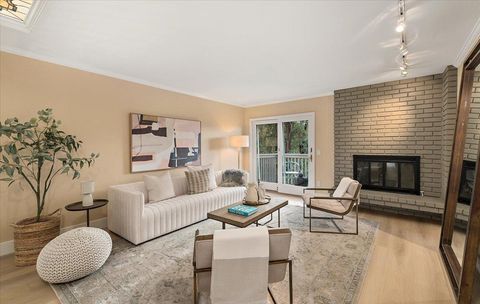 Tiny photo for 127 Puesta Del Sol, LOS GATOS, CA 95032 (MLS # ML82043801)