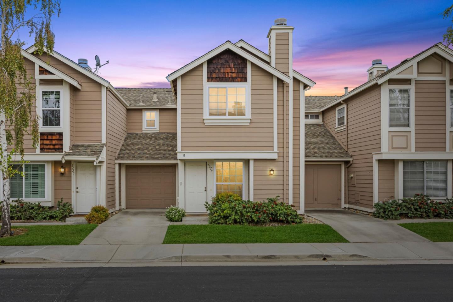 5226 Macaw Court