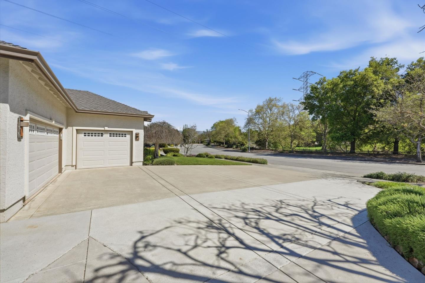 651 Llagas Vista Drive