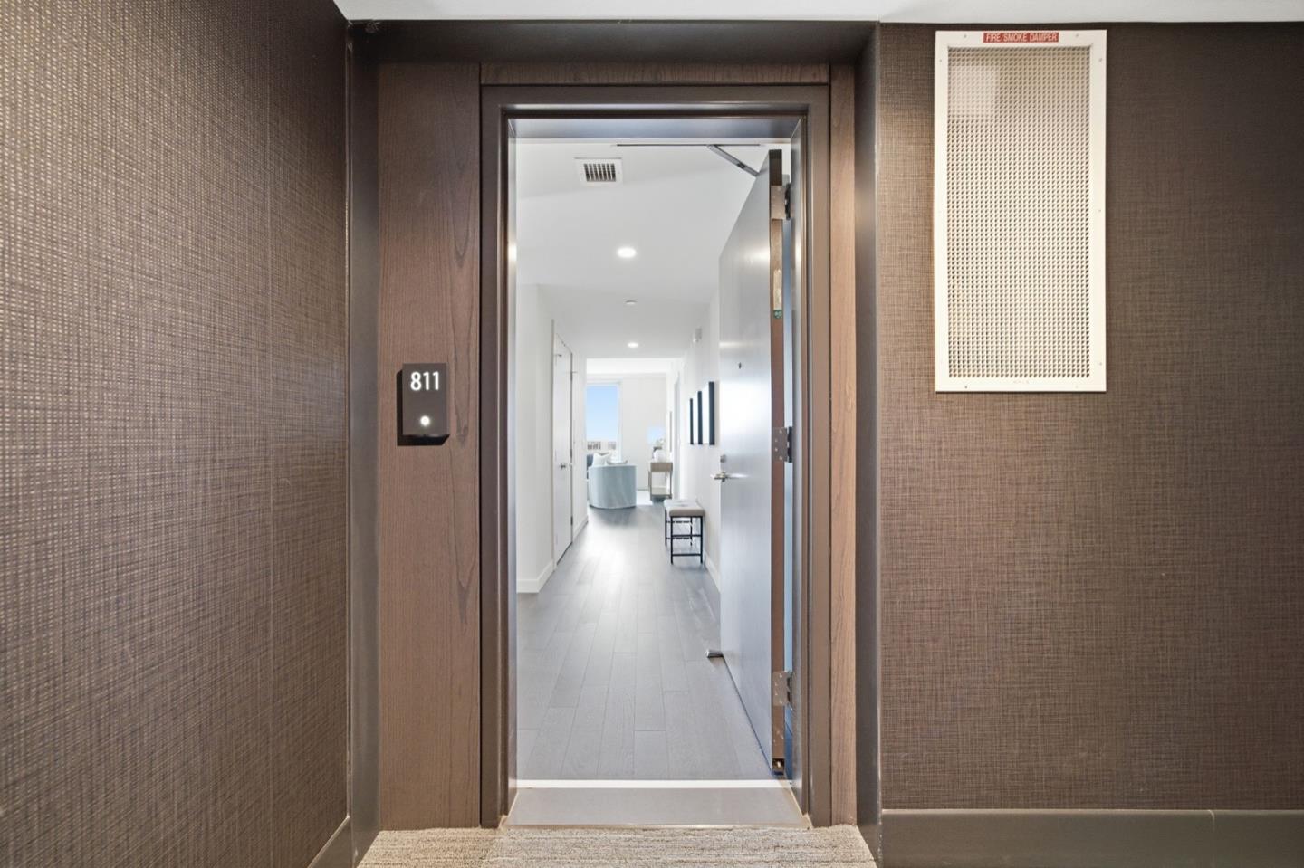 1000 3rd Street 811