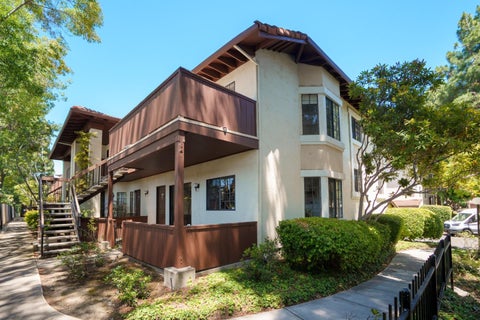 Photo of 466 Costa Mesa Terrace #D, Sunnyvale, CA 94085 (MLS # ML82048990)