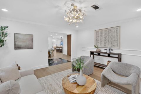 Tiny photo for 903 Lanewood Drive, San Jose, CA 95125 (MLS # ML82029700)