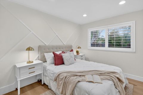 Tiny photo for 903 Lanewood Drive, San Jose, CA 95125 (MLS # ML82029700)