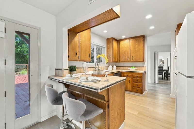 1342 Oak Knoll Drive