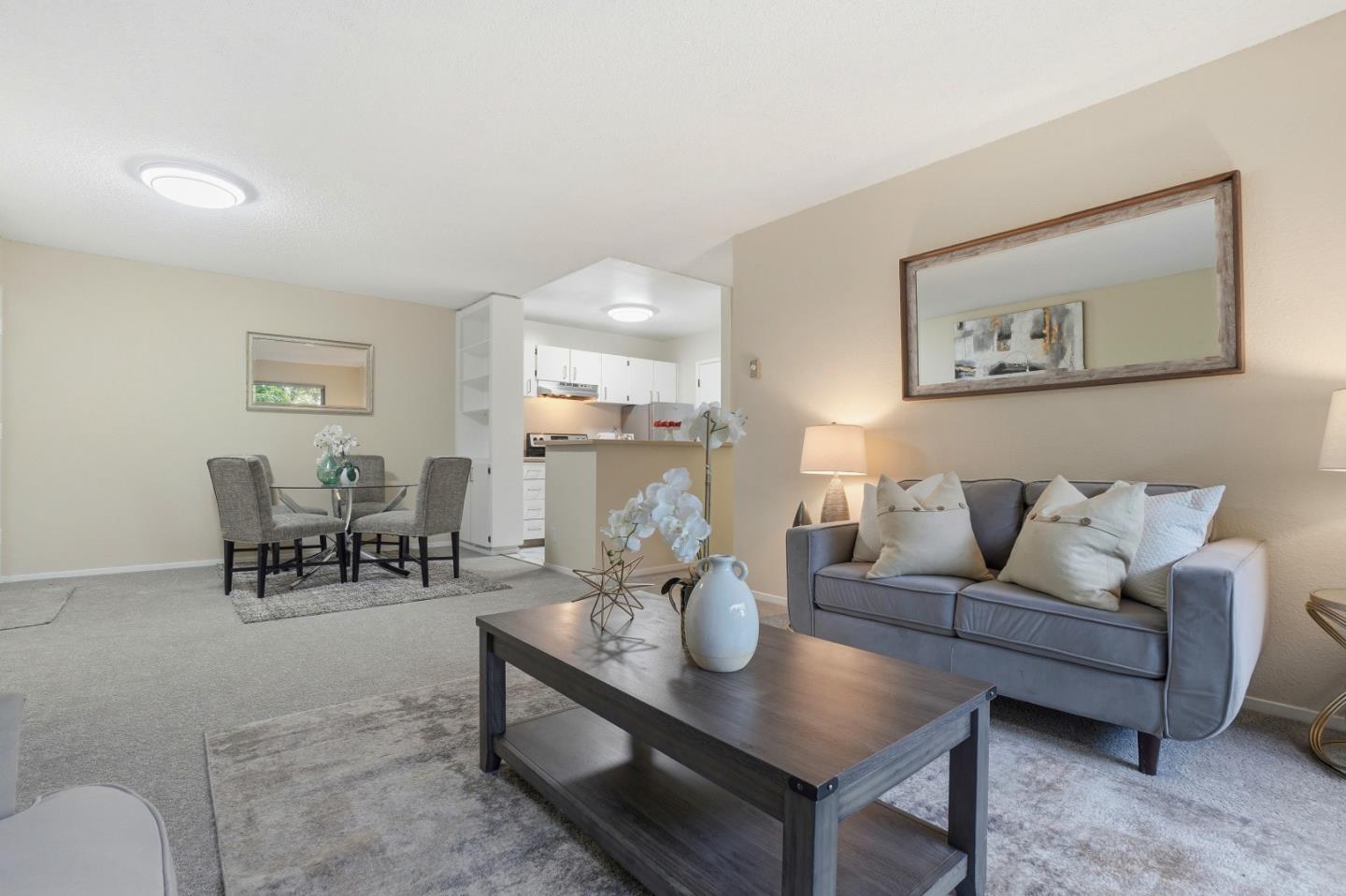 143 Piccadilly Place F