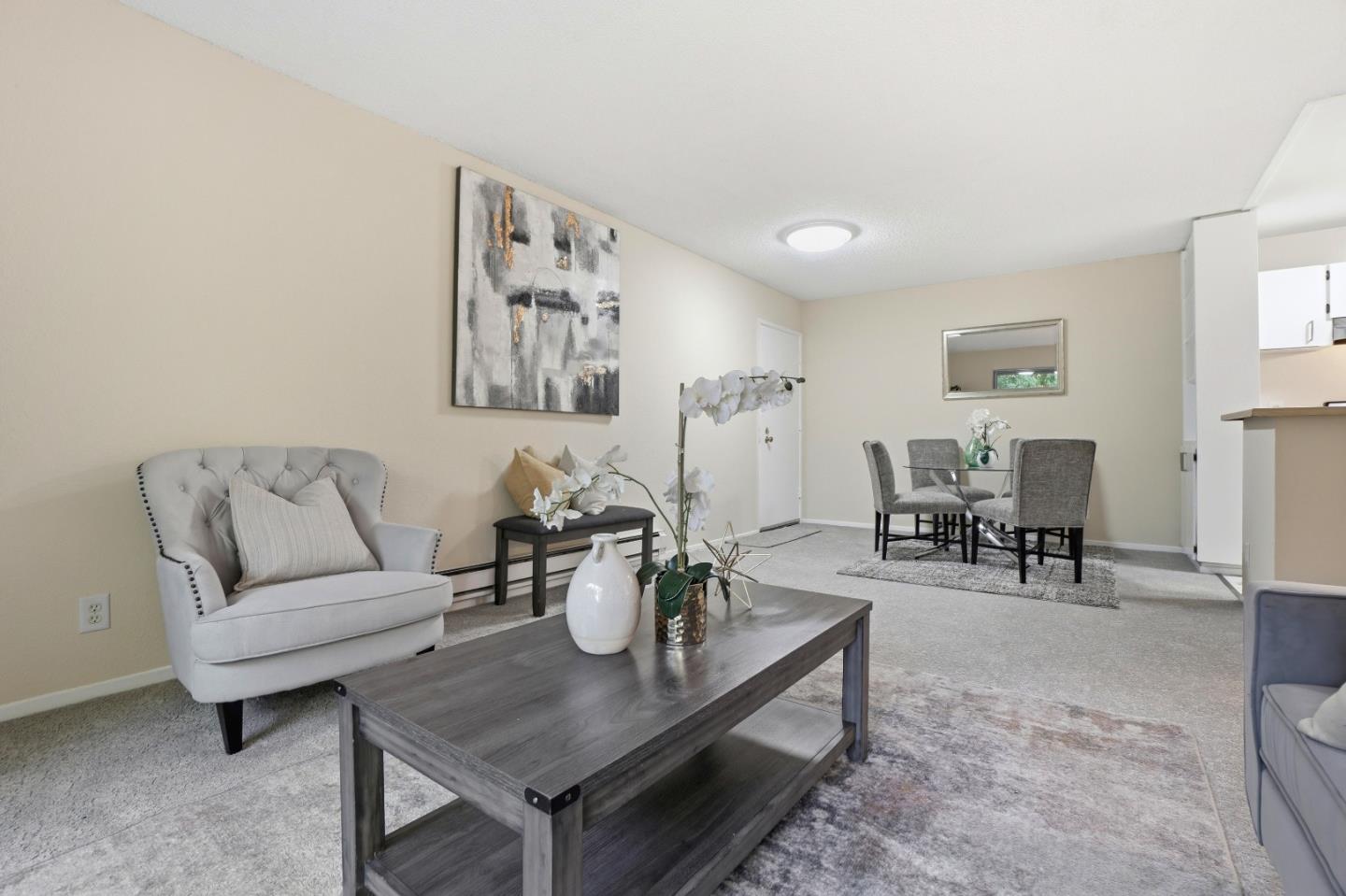 143 Piccadilly Place F