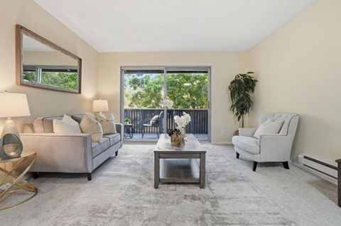 Photo of 143 Piccadilly Place #F, SAN BRUNO, CA 94066 (MLS # ML82042257)