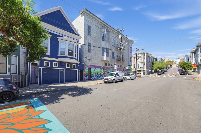 649 Lyon Street 649