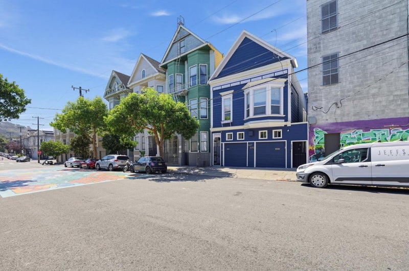 649 Lyon Street 649