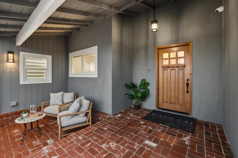25 Vallejo Drive