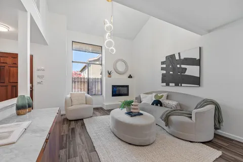 MLS: ML82008024