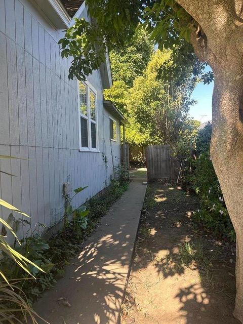 Tiny photo for 205 Bockius Street, Watsonville, CA 95076 (MLS # ML82025350)