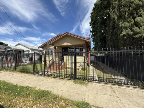 MLS: ML82003885