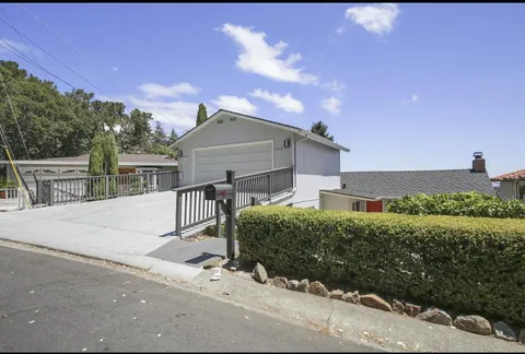 2648 Ponce Avenue, Belmont, CA 94002 - MLS#: ML82005212