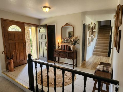 Tiny photo for 100 Yellowood Place, PITTSBURG, CA 94565 (MLS # ML82040748)