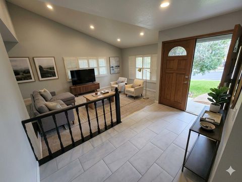 Tiny photo for 100 Yellowood Place, PITTSBURG, CA 94565 (MLS # ML82040748)