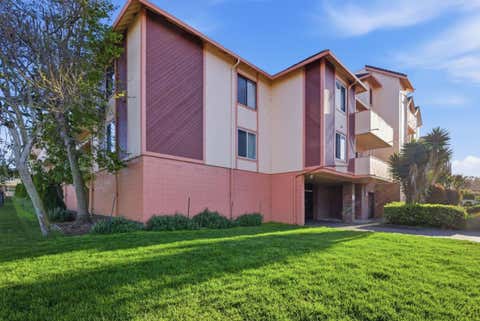 Tiny photo for 405 91st Street #27, Daly City, CA 94015 (MLS # ML82043923)