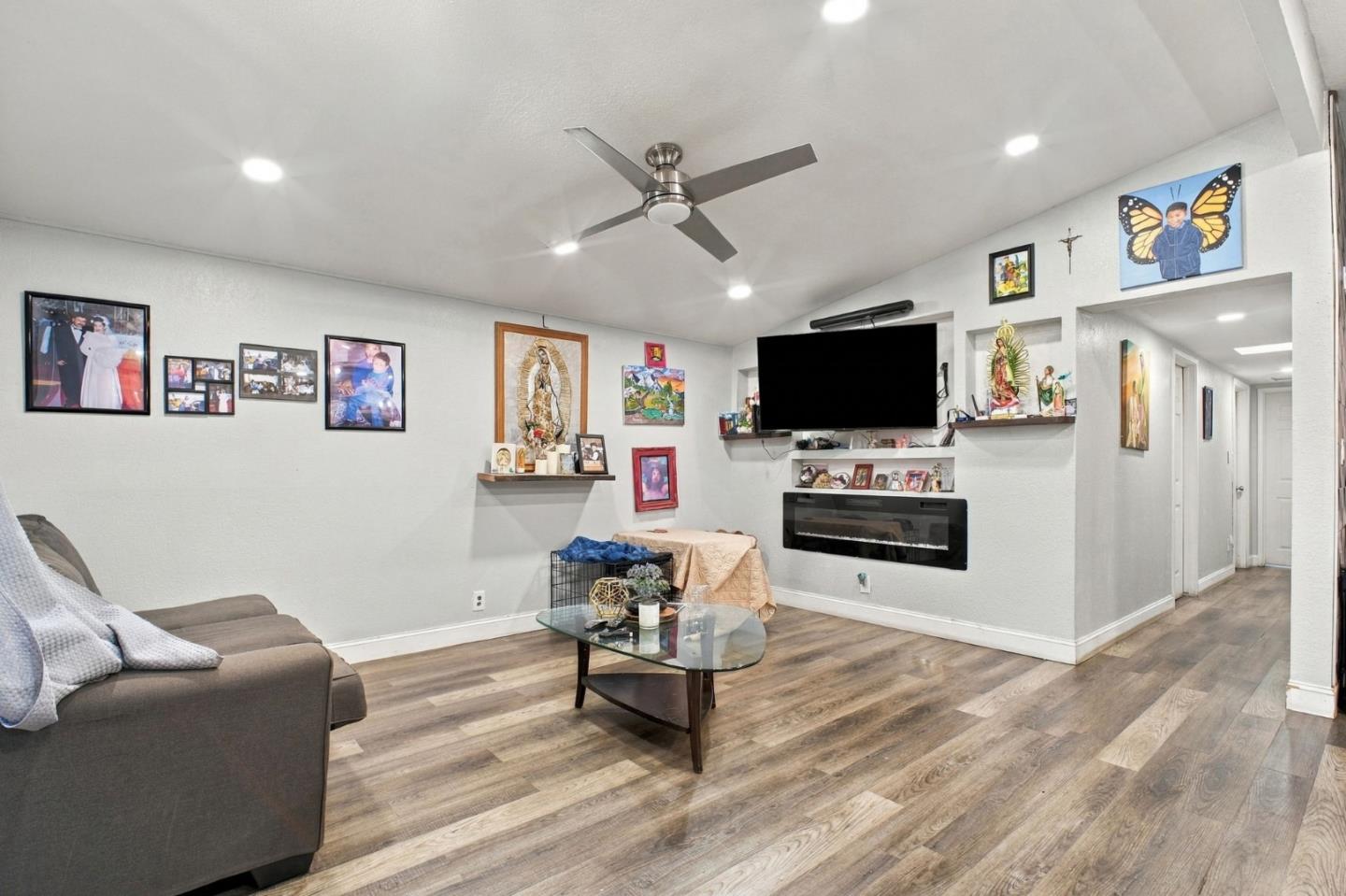 Undisclosed Address #ML82065280, Hayward CA 94545