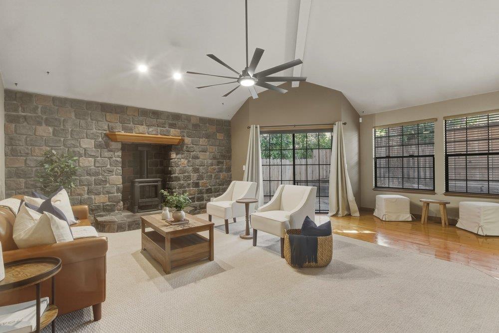 1511 Las Brisas Drive