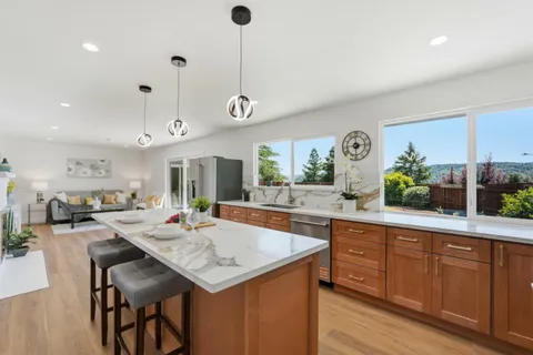MLS: ML82047349