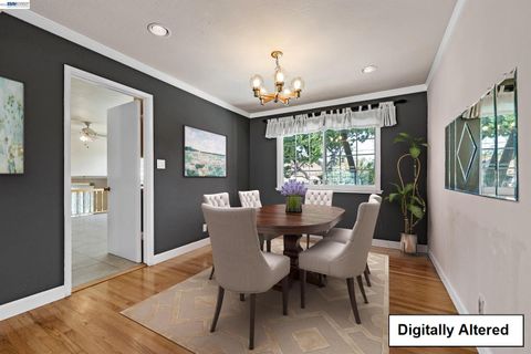 Tiny photo for 35924 Nicolet Court, FREMONT, CA 94536 (MLS # ML82052095)