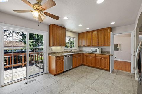 Tiny photo for 35924 Nicolet Court, FREMONT, CA 94536 (MLS # ML82052095)