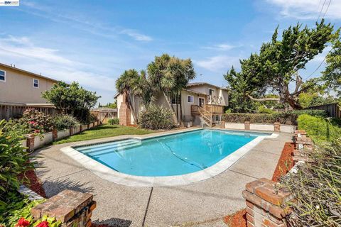 Tiny photo for 35924 Nicolet Court, FREMONT, CA 94536 (MLS # ML82052095)