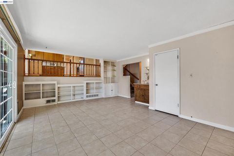 Tiny photo for 35924 Nicolet Court, FREMONT, CA 94536 (MLS # ML82052095)