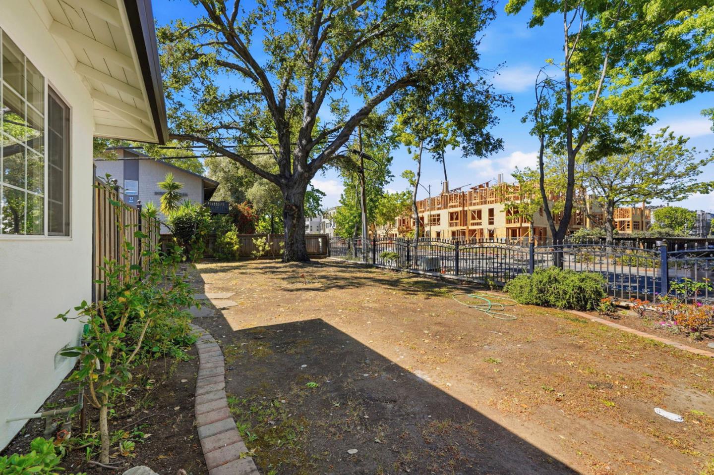 491 South Rengstorff Avenue