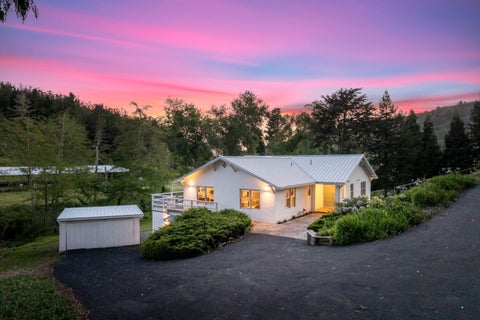Photo of 2570 Purisima Creek Road, HALF MOON BAY, CA 94019 (MLS # ML82043442)